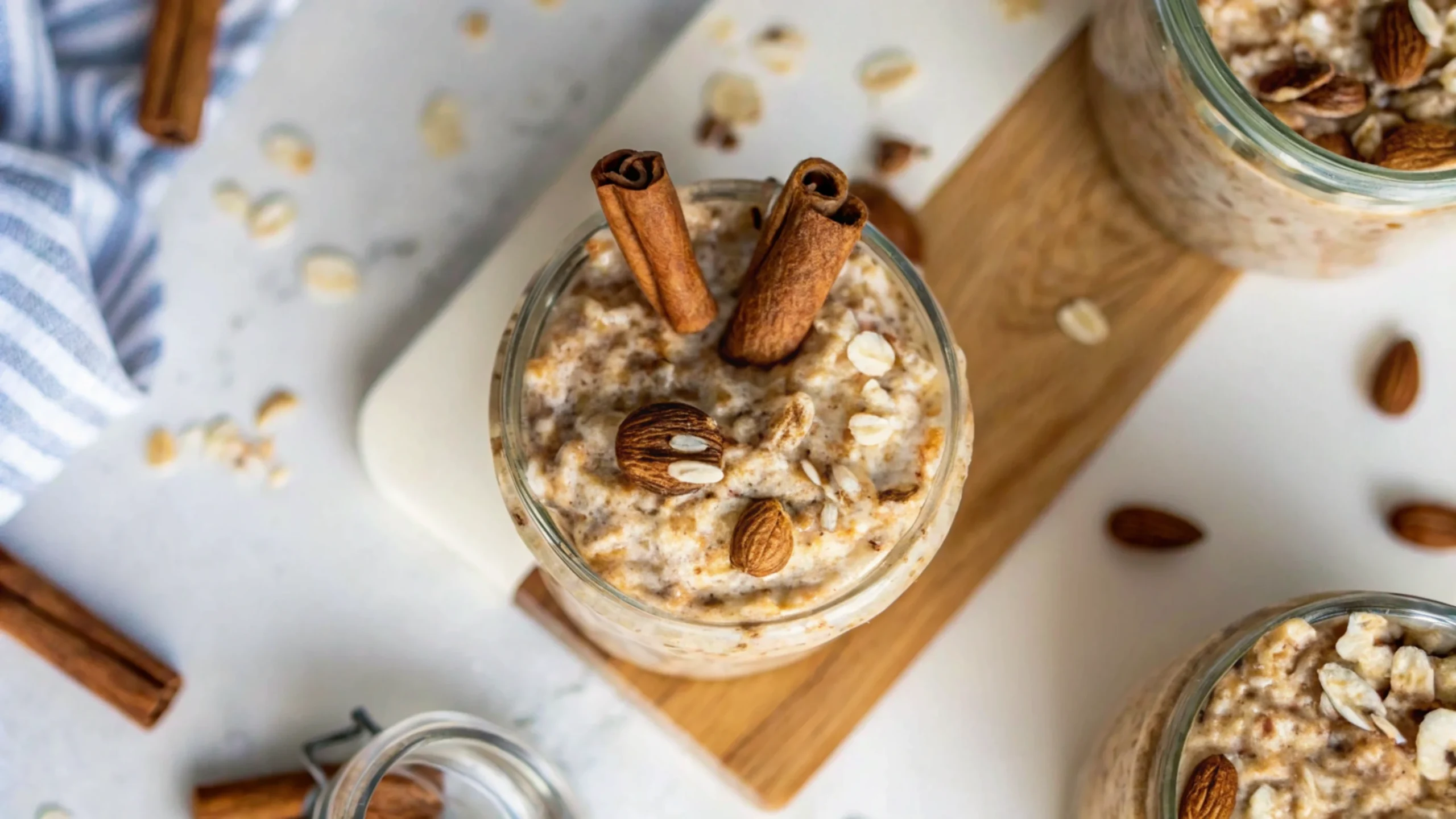 Cinnamon Roll Overnight Oats